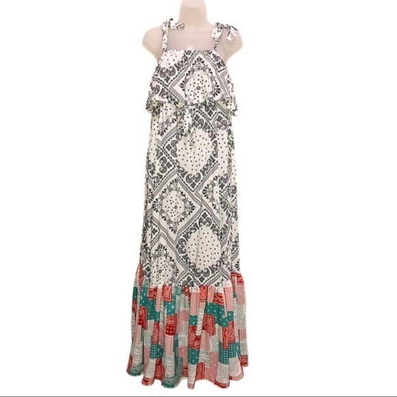 Border Print Ruffle Dress - Picture 6 of 7